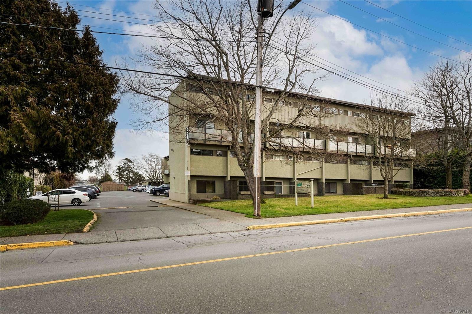 McConnell Place East condo building, in Fairway, Victoria BC