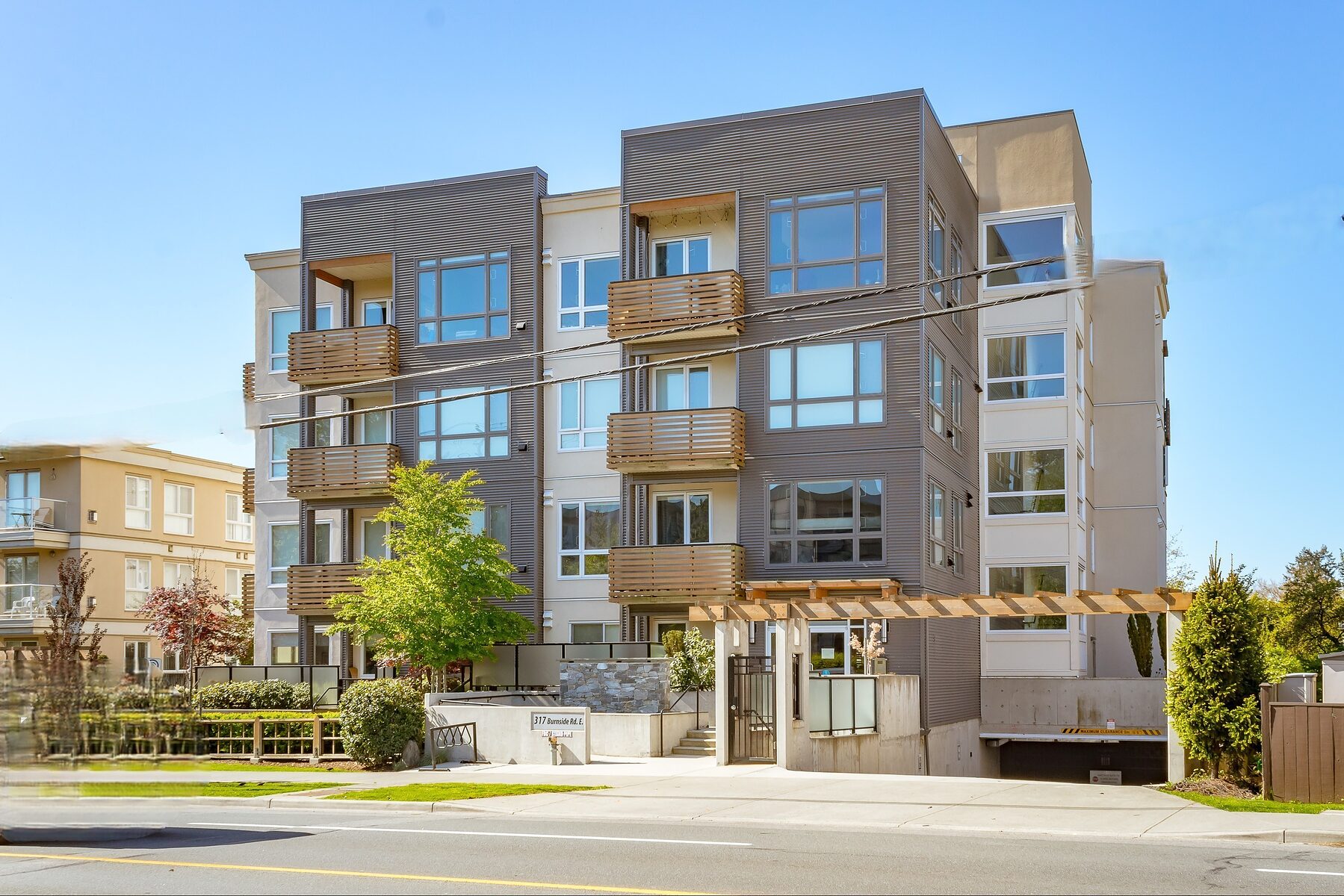 317 Burnside condo building, in Burnside, Victoria BC