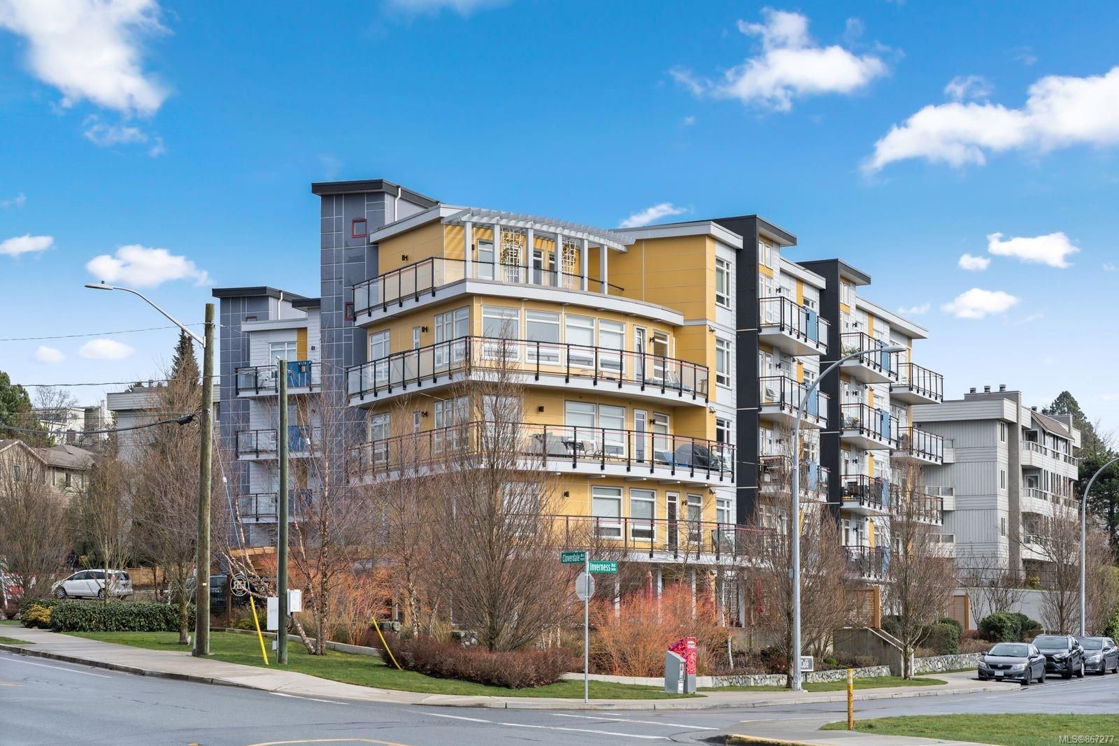 Midtown Park condo building, in Quadra, Victoria BC