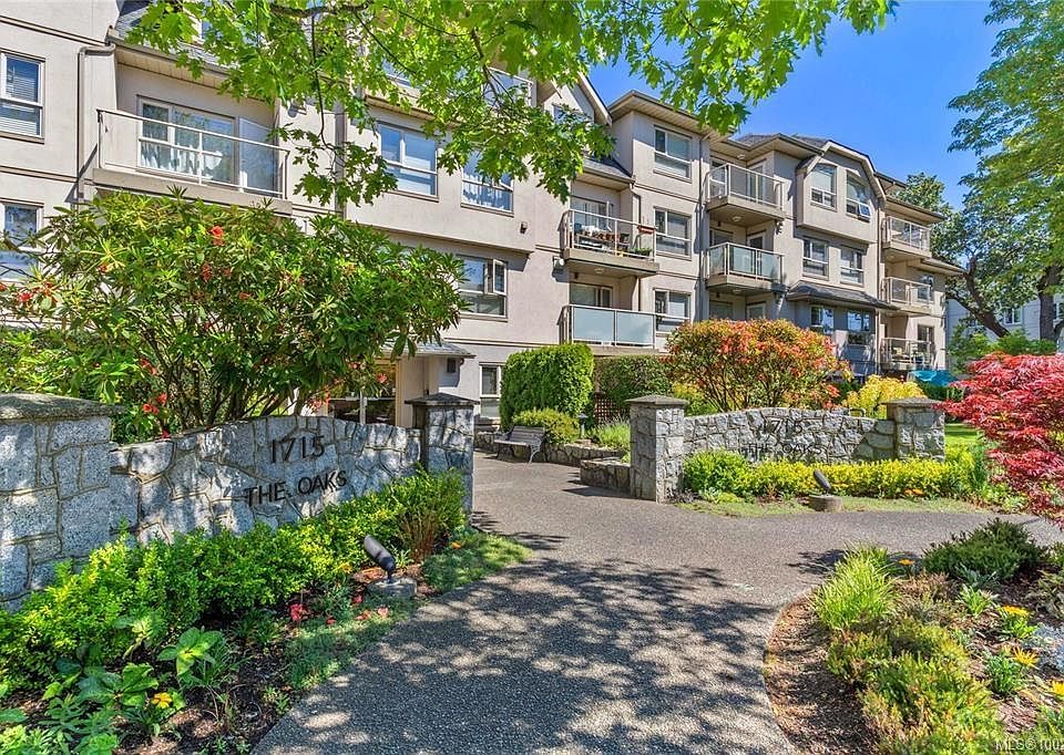 The Oaks condo building, in Jubilee, Victoria BC
