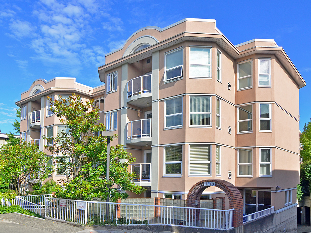 Tiffany condo building, in Oaklands, Victoria BC